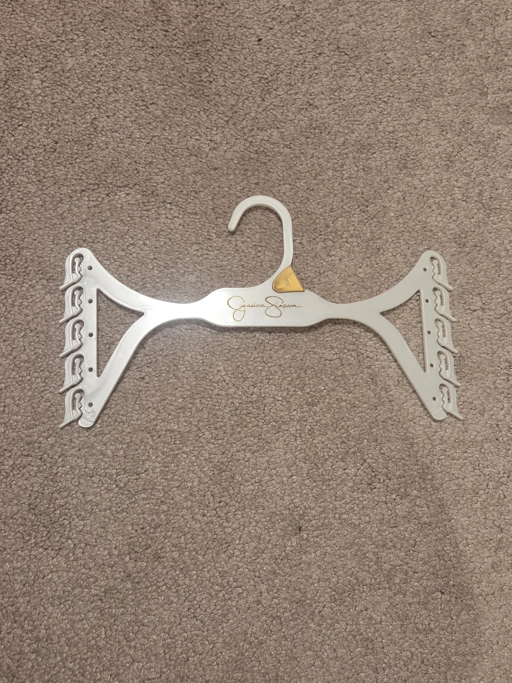 Jessica Simpson Multi Hanger